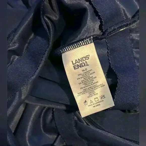 Landsβ End Navy Blue Full Piece Swim Suit, Size 14 D! NWT - Picture 3 of 4